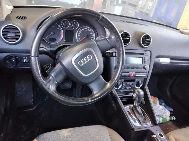 Audi A3 2.0 DSG, снимка 5 - Автомобили и джипове - 43369874