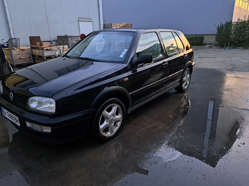 VW Golf, снимка 3 - Автомобили и джипове - 47562920