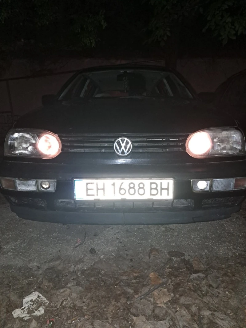 VW Golf, снимка 11 - Автомобили и джипове - 47562920