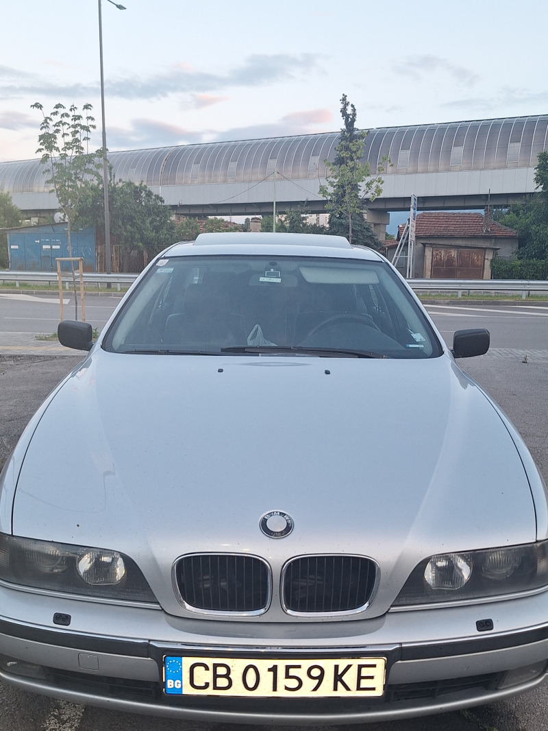 BMW 530, снимка 3 - Автомобили и джипове - 45952912