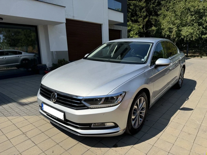 VW Passat, снимка 1 - Автомобили и джипове - 47021136