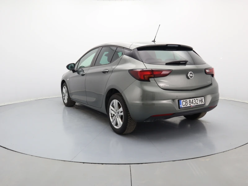 Opel Astra 1.4 Turbo, снимка 9 - Автомобили и джипове - 47293849