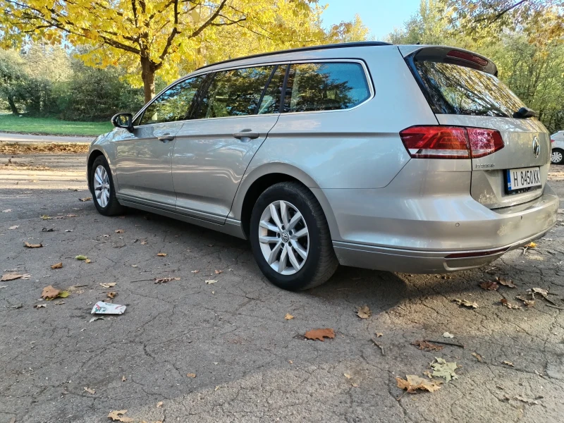 VW Passat, снимка 4 - Автомобили и джипове - 47720158