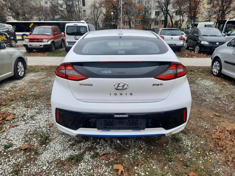 Hyundai Ioniq 1.6 Style Plug-In Hybrid, снимка 4 - Автомобили и джипове - 48379483