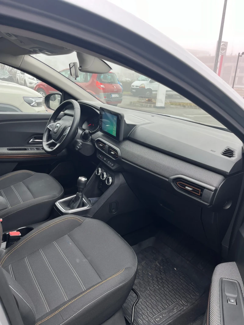 Dacia Sandero 1.0 TCe, снимка 5 - Автомобили и джипове - 48412855