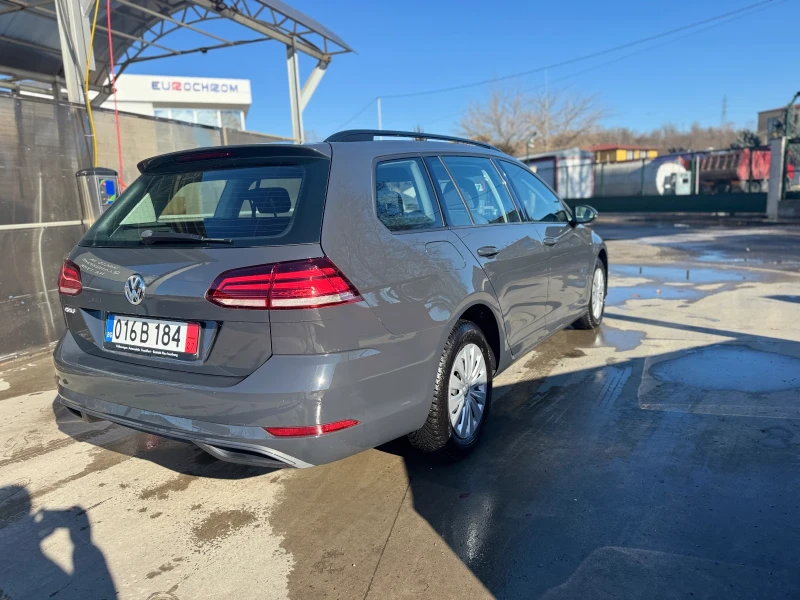 VW Golf 1.6, снимка 3 - Автомобили и джипове - 48433637