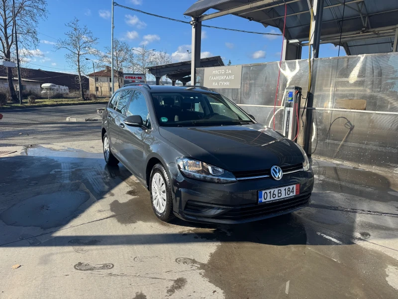 VW Golf 1.6, снимка 2 - Автомобили и джипове - 48433637