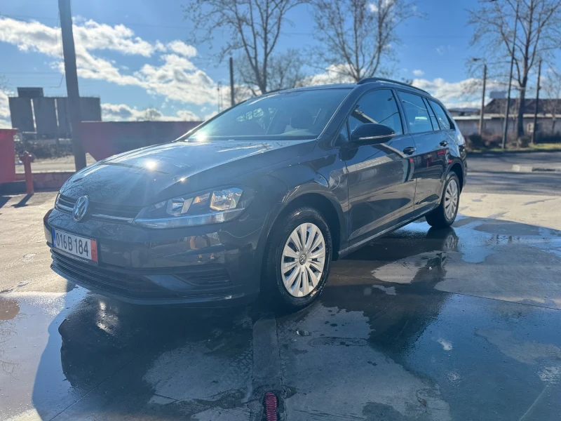 VW Golf 1.6, снимка 6 - Автомобили и джипове - 48433637