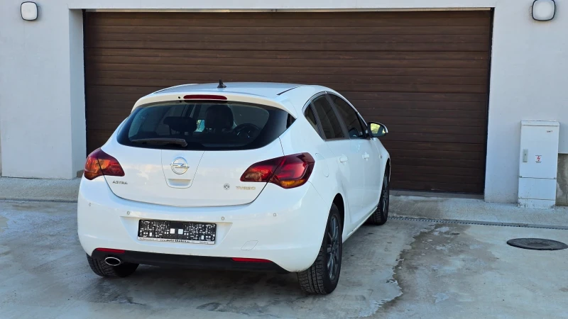 Opel Astra 1.4 Turbo 140hp, снимка 6 - Автомобили и джипове - 49118425