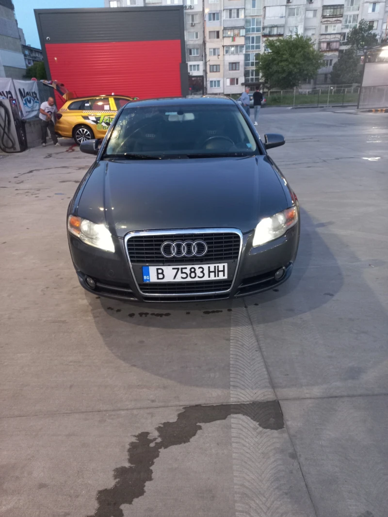 Audi A4 1.8 T газ, снимка 4 - Автомобили и джипове - 49427608