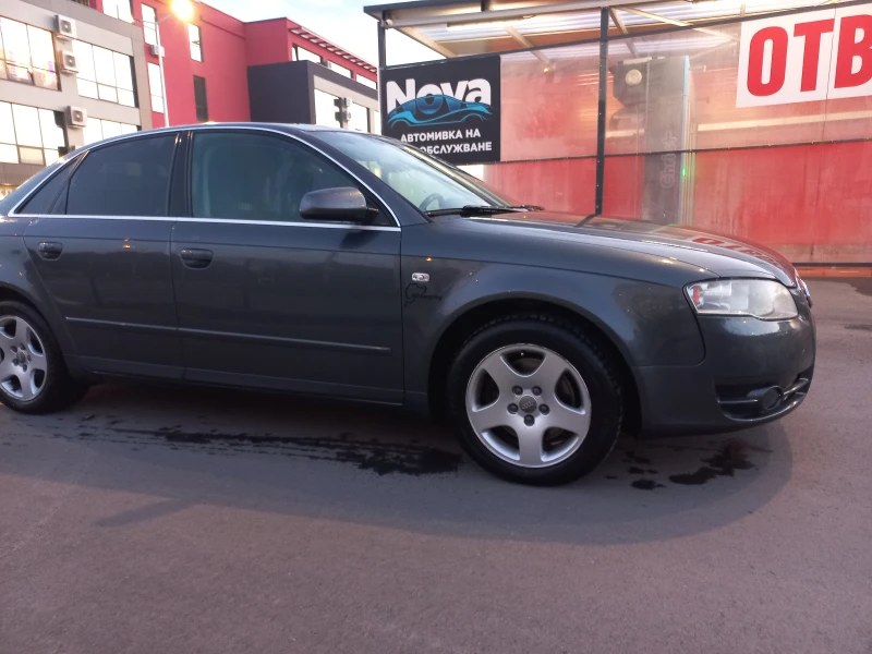 Audi A4 1.8 T газ, снимка 12 - Автомобили и джипове - 49427608