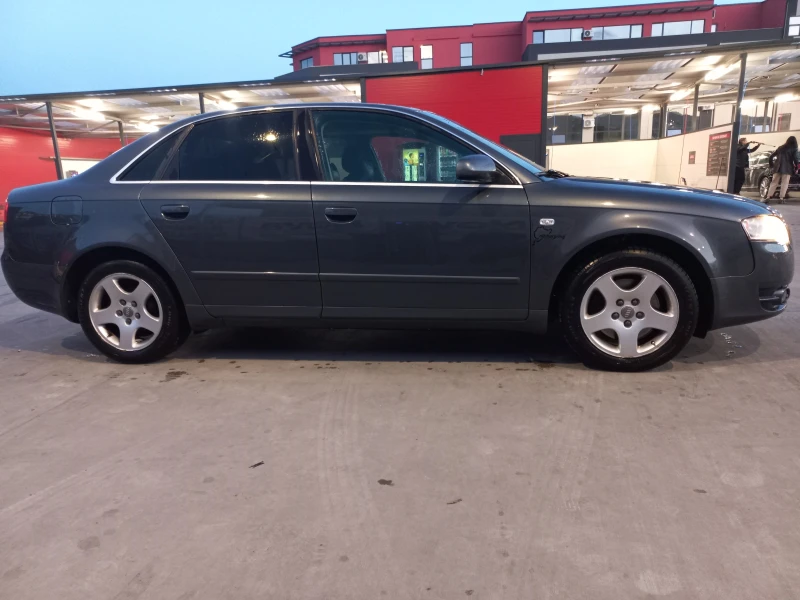 Audi A4 1.8 T газ, снимка 3 - Автомобили и джипове - 49427608