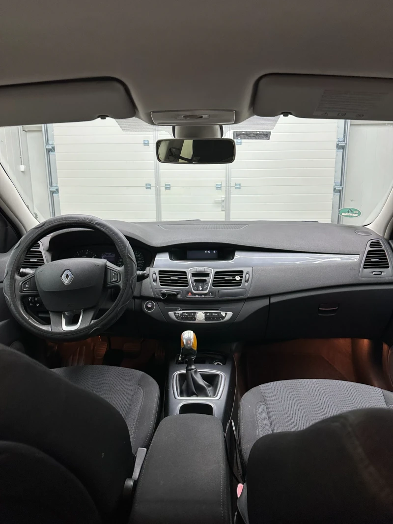 Renault Laguna 1.5 dci, снимка 7 - Автомобили и джипове - 49442008