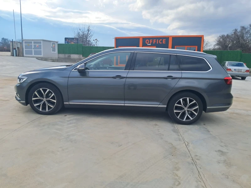 VW Passat 2.0TDI* HighLine* DSG* Digital, снимка 3 - Автомобили и джипове - 49474766