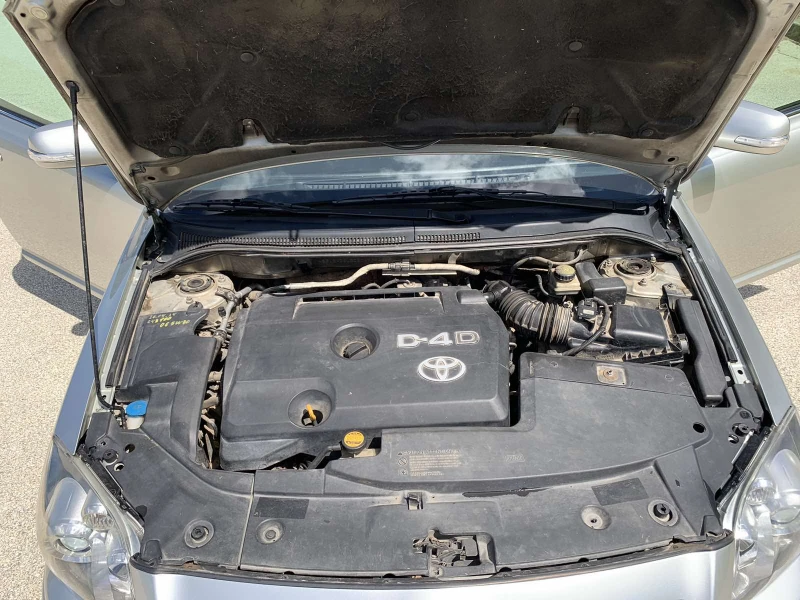 Toyota Avensis 2.2 150hp D4D FACELIFT * * КОЖЕН САЛОН* * , снимка 14 - Автомобили и джипове - 50352238