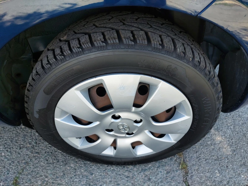 Toyota Yaris 1, 3i 87ps ITALY, снимка 12 - Автомобили и джипове - 51471981