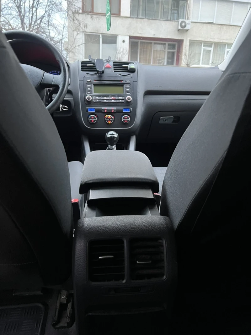 VW Golf, снимка 7 - Автомобили и джипове - 52875756