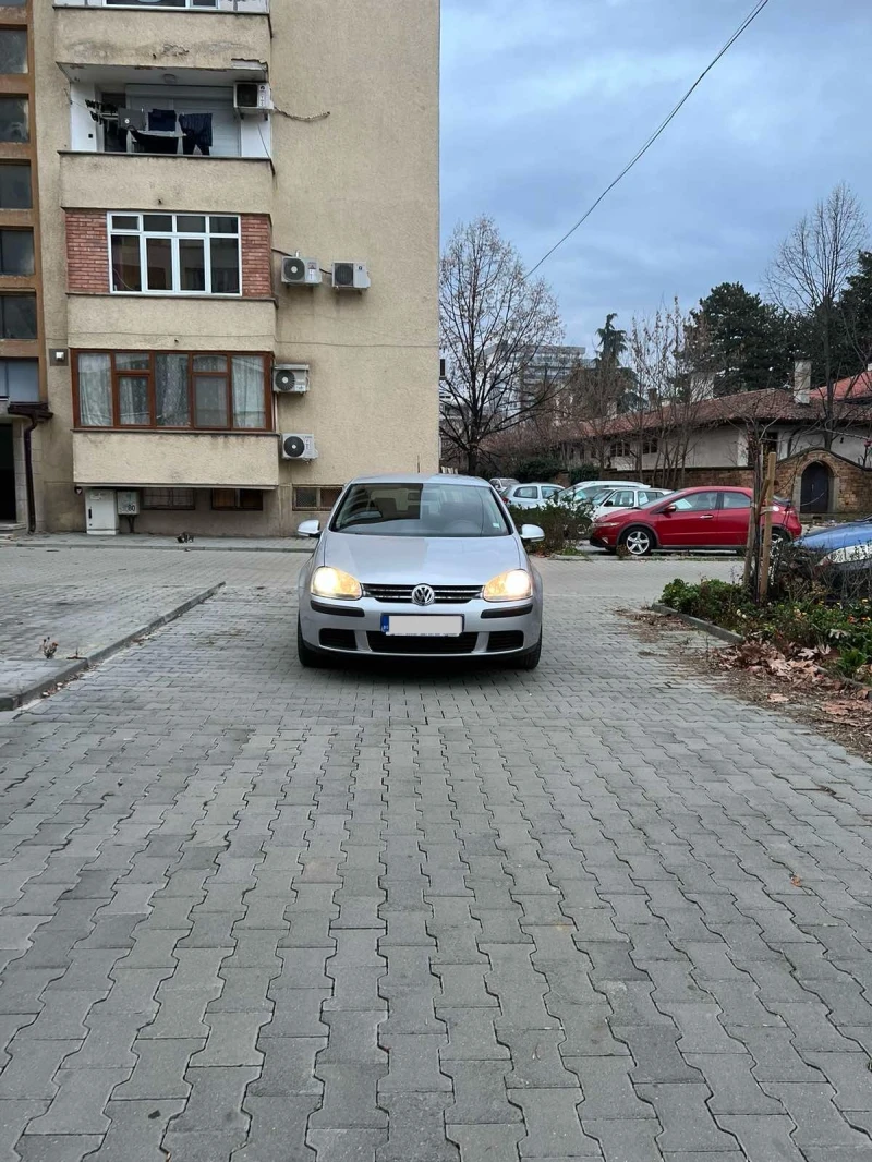VW Golf, снимка 4 - Автомобили и джипове - 52875756