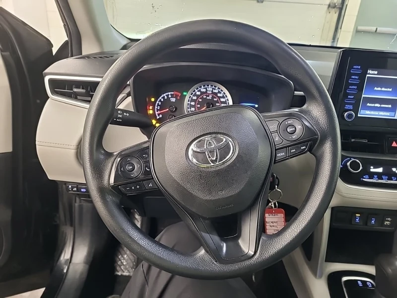 Toyota Corolla Cross L 2022 * CARFAX * БЕЗ ПЪРВОНАЧАЛНА ВНОСКА, снимка 11 - Автомобили и джипове - 52941703