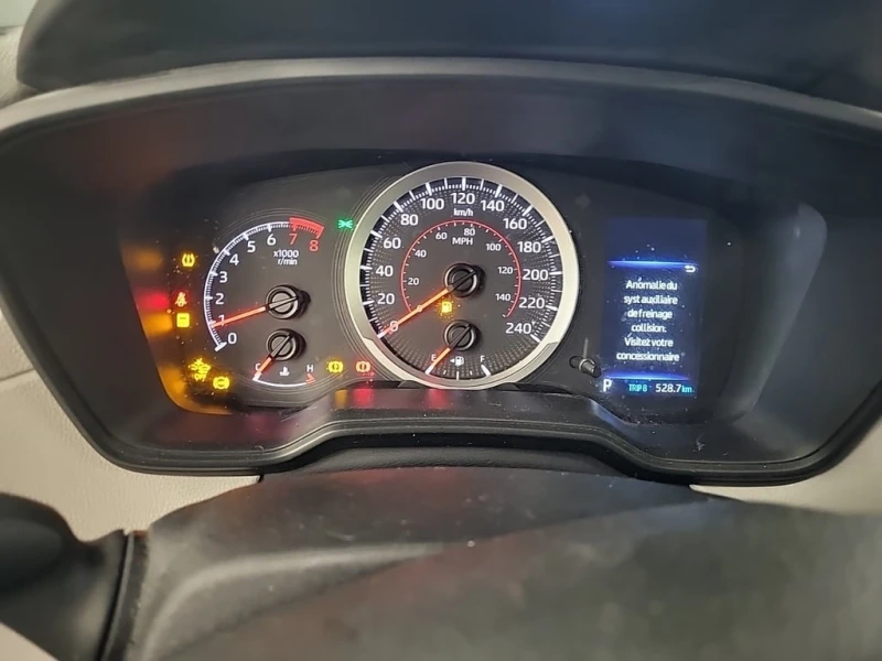 Toyota Corolla Cross L 2022 * CARFAX * БЕЗ ПЪРВОНАЧАЛНА ВНОСКА, снимка 12 - Автомобили и джипове - 52941703