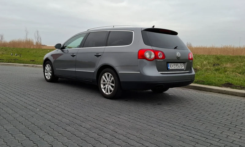 VW Passat 2.0 TDI ВМР (Climatronic), снимка 3 - Автомобили и джипове - 53576224
