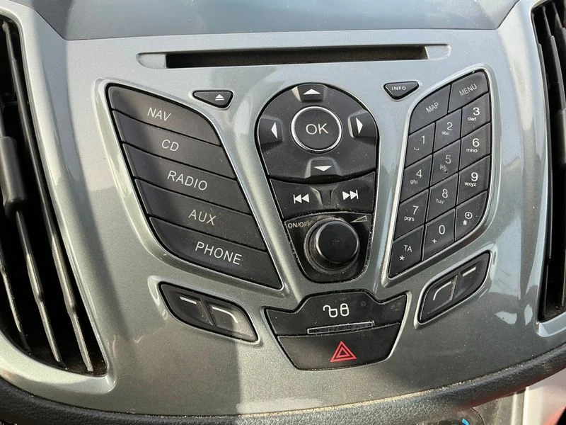 Ford Grand C-Max 1.6 TDCi Titanium, снимка 7 - Автомобили и джипове - 55467764
