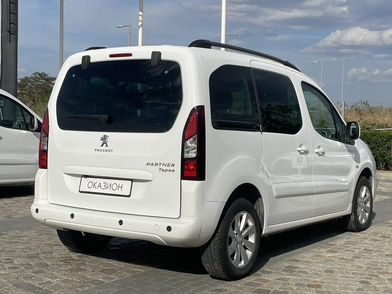 Peugeot Partner 1.6HDI 4+ 1(места) N - изображение 6