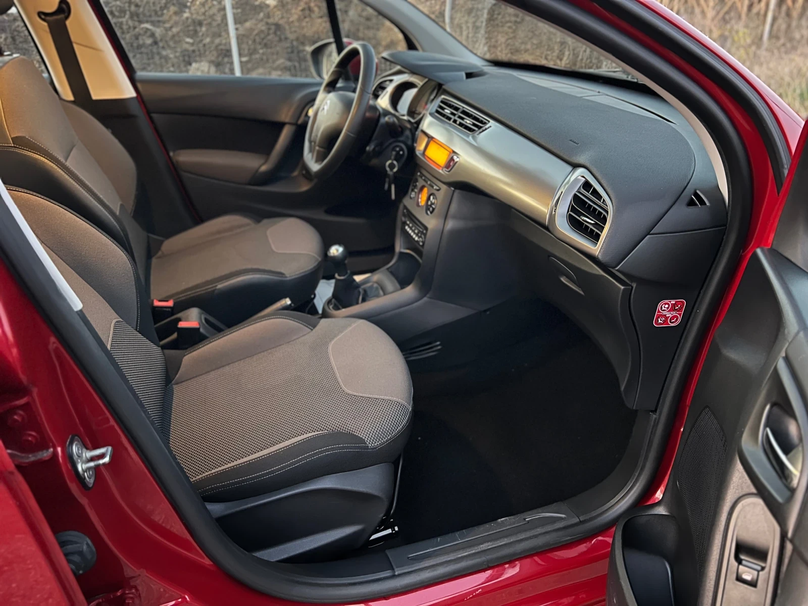 Citroen C3 1.2i Vti Euro//6 - изображение 10