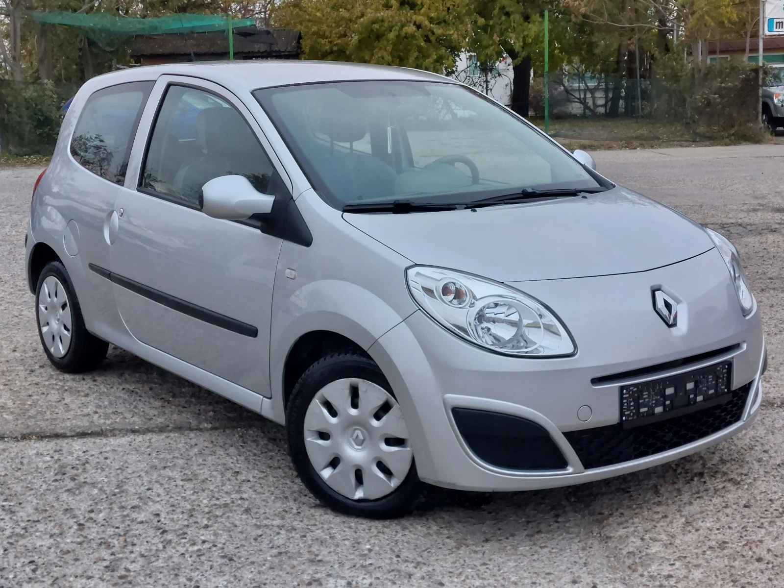 Renault Twingo 1.5dCi 64hp * КЛИМАТИК * EURO 4 *  - [1] 