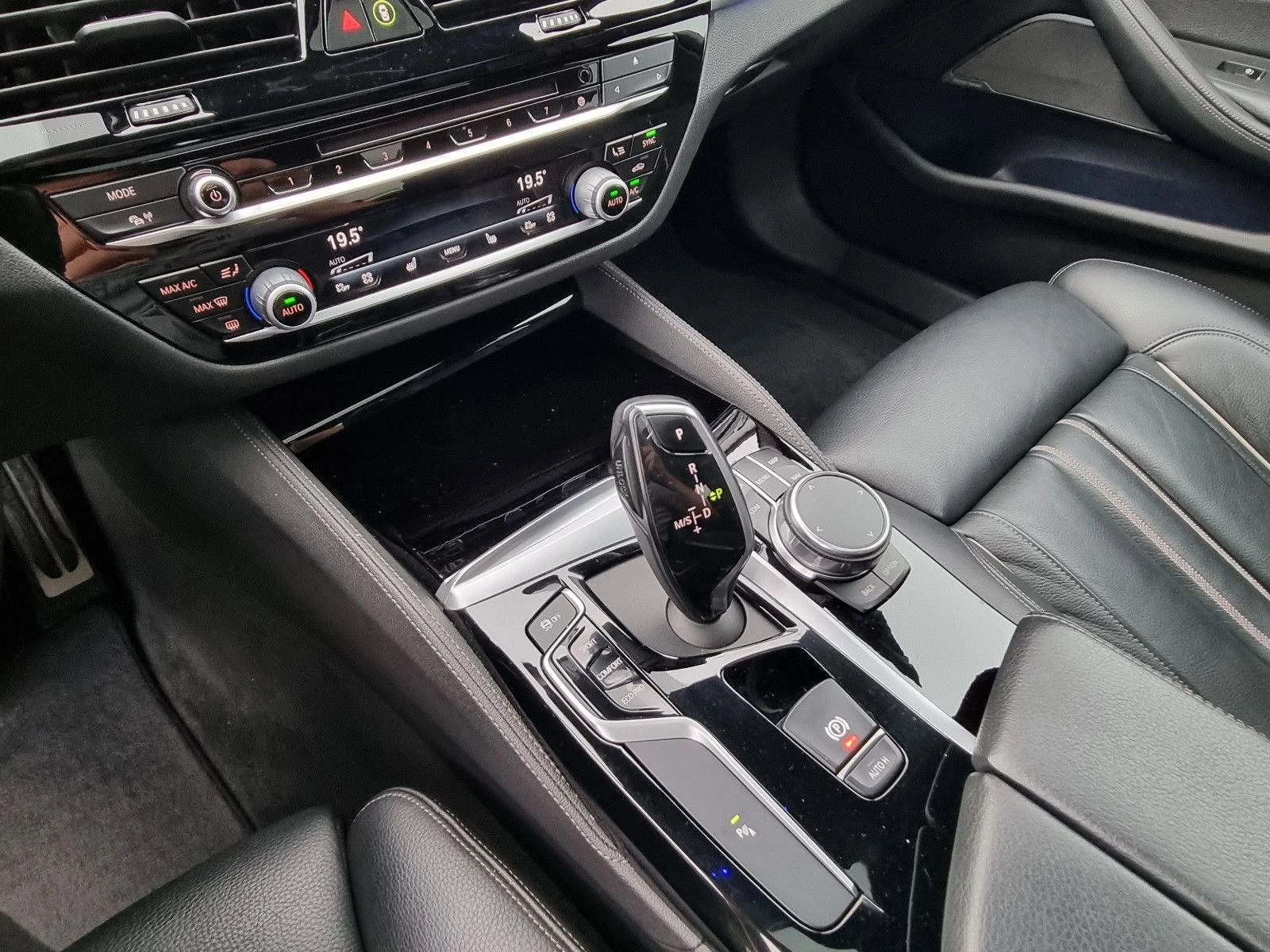 BMW 550 550//400HP//LASER//SOFT CLOSE//360 CAM/PANO/112E - изображение 10