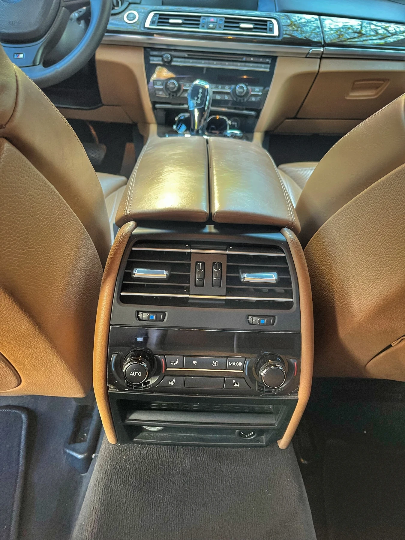 BMW 740 xDrive Er Reihe - изображение 7