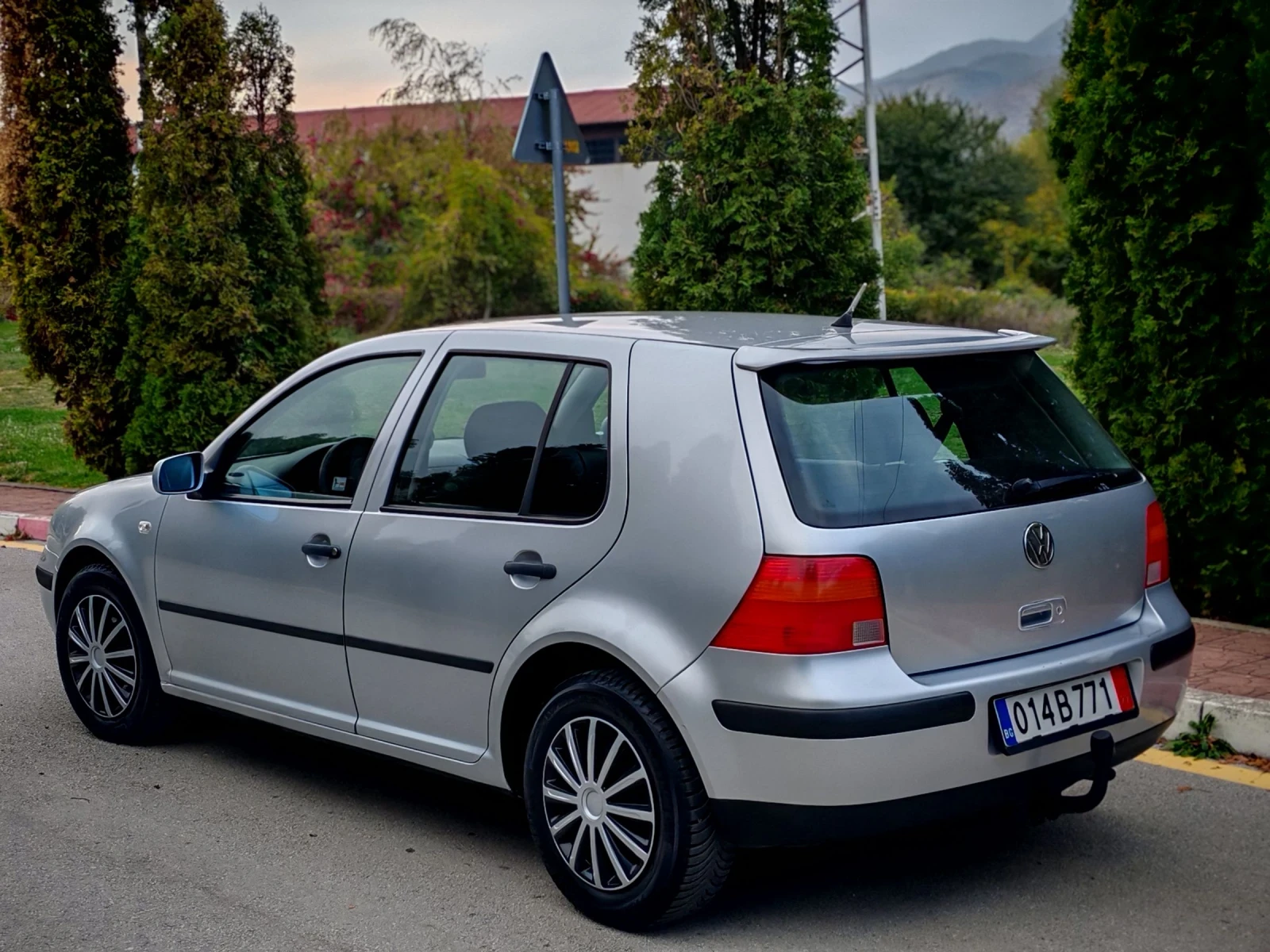 VW Golf 1.9TDI(101)* НОВ ВНОС*  - изображение 4