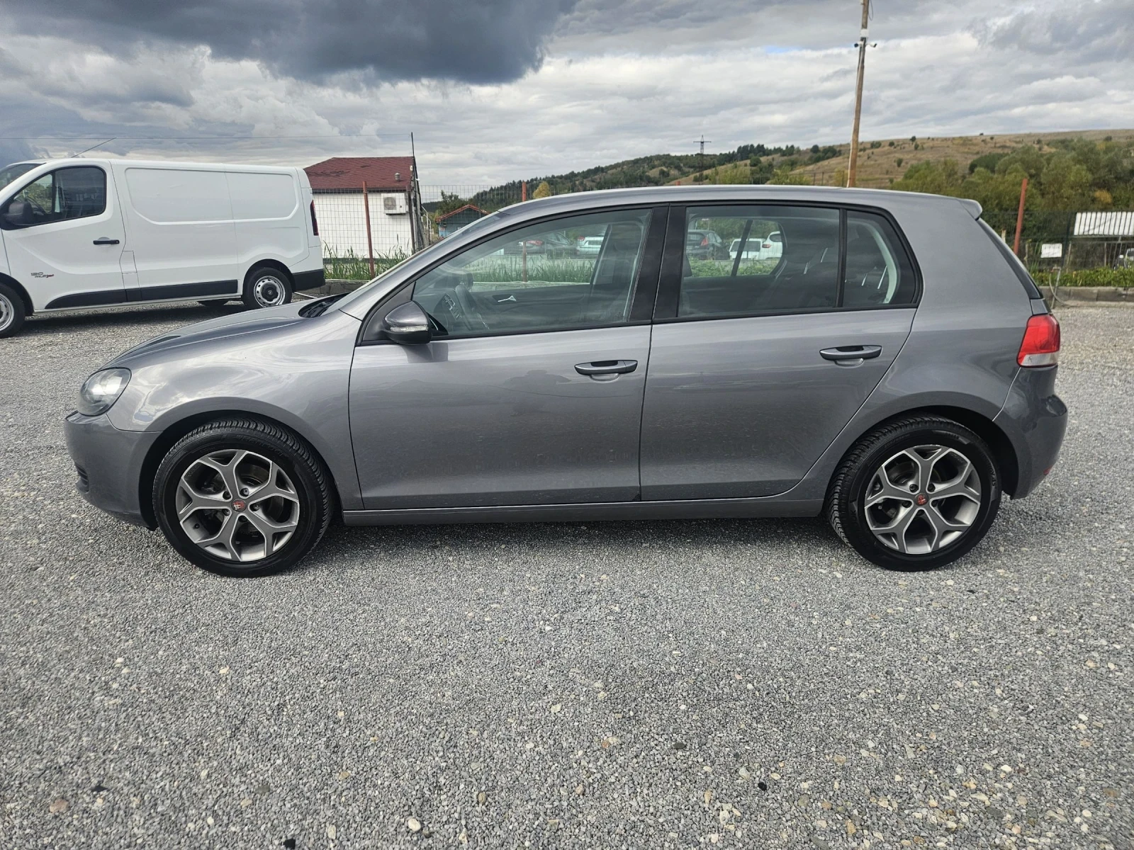VW Golf 1.6 TDI  - изображение 8