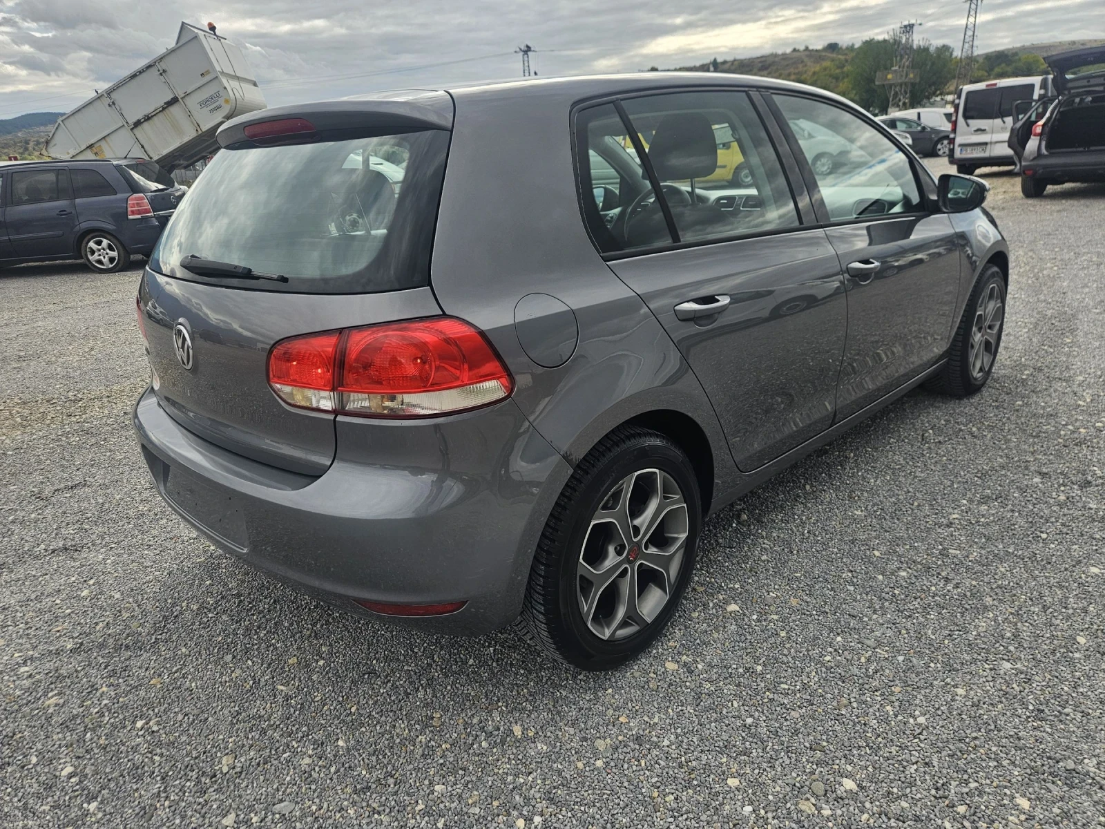 VW Golf 1.6 TDI  - изображение 5
