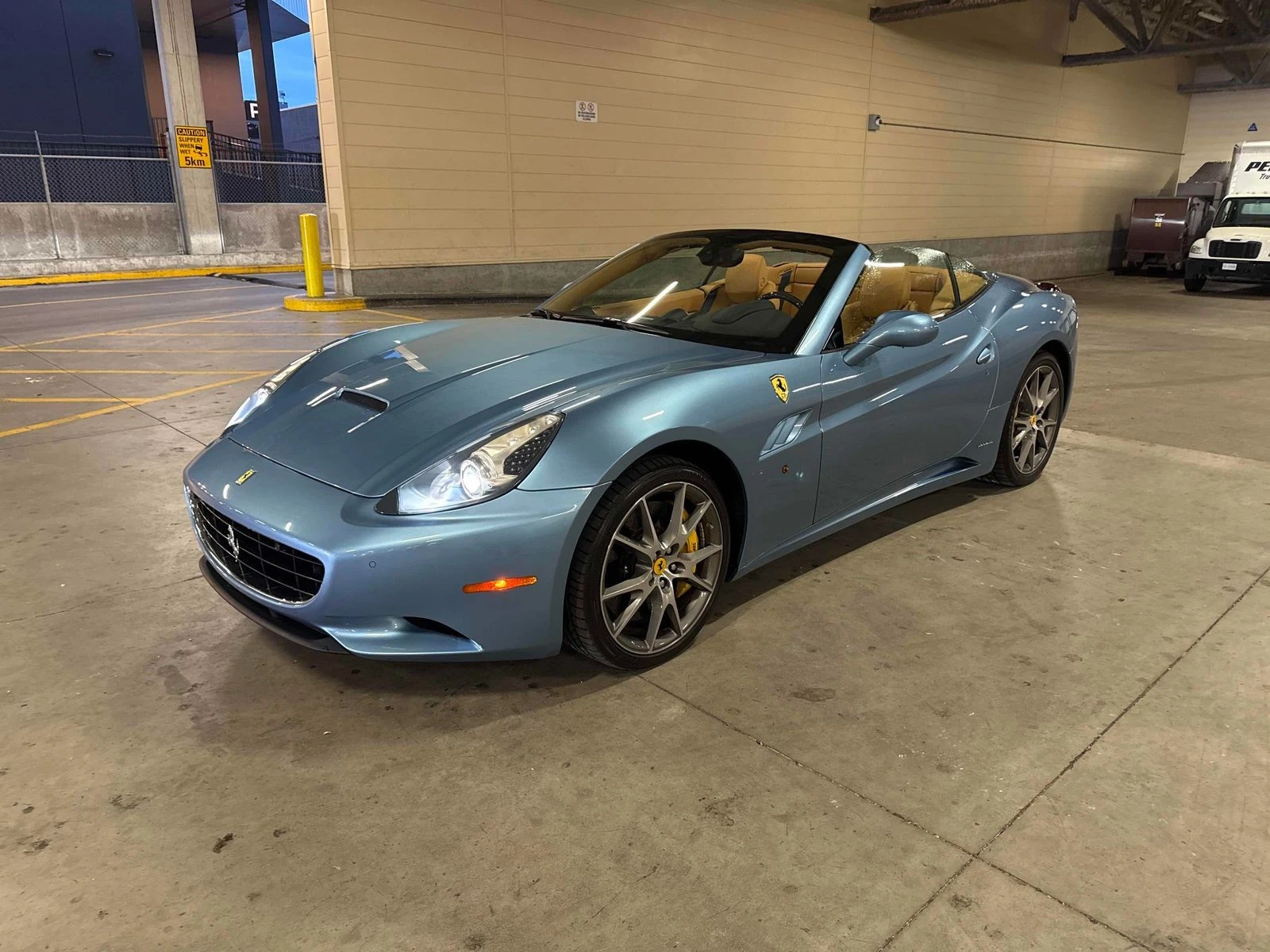 Ferrari California CARFAX АВТО КРЕДИТ  - изображение 2