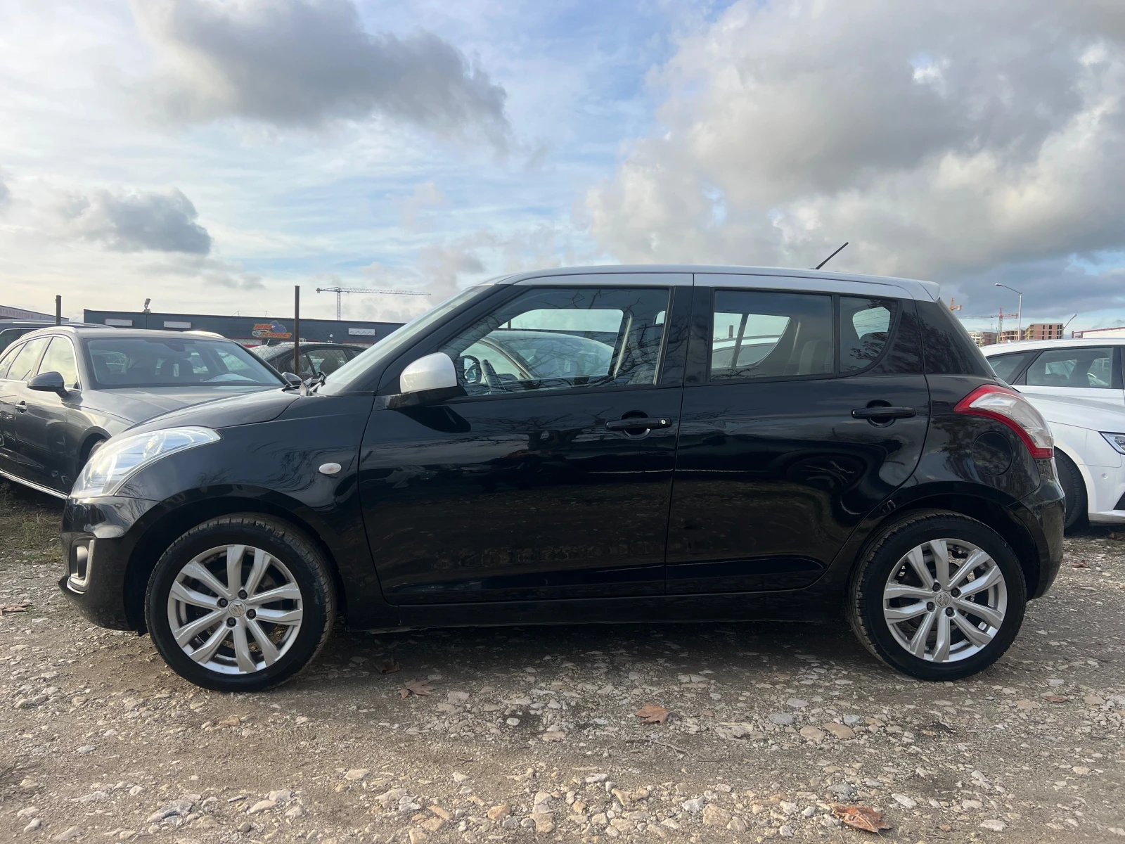 Suzuki Swift 1.2VVT 4WD B-COOL PODGREV - изображение 7