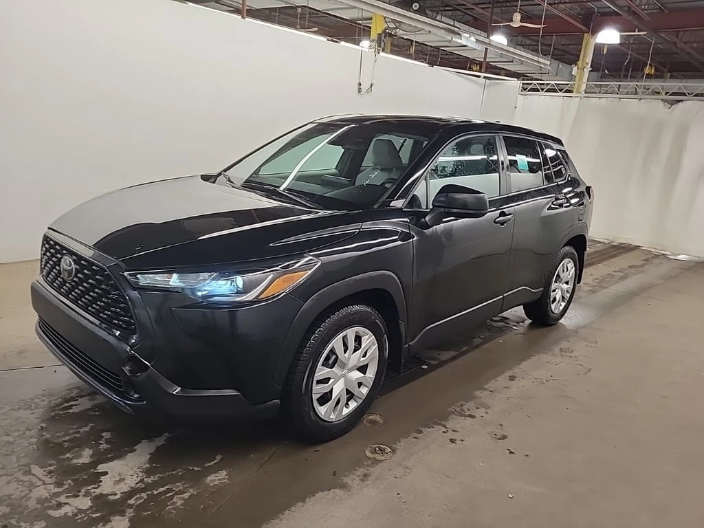 Toyota Corolla Cross L 2022 * CARFAX * БЕЗ ПЪРВОНАЧАЛНА ВНОСКА - изображение 3