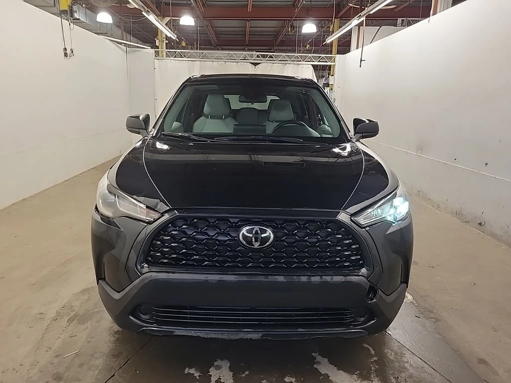 Toyota Corolla Cross L 2022 * CARFAX * БЕЗ ПЪРВОНАЧАЛНА ВНОСКА - изображение 2