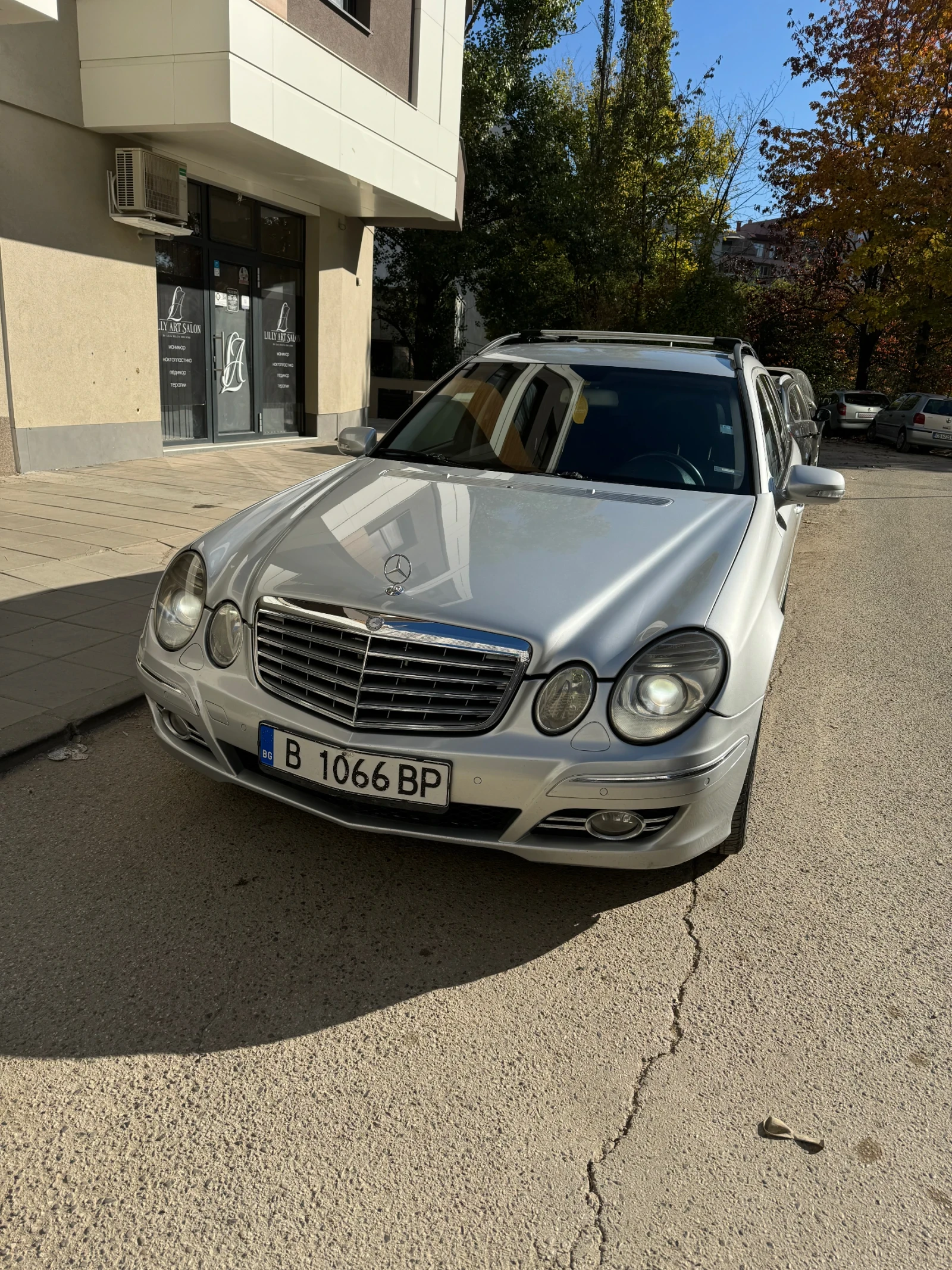 Mercedes-Benz E 500  - изображение 4
