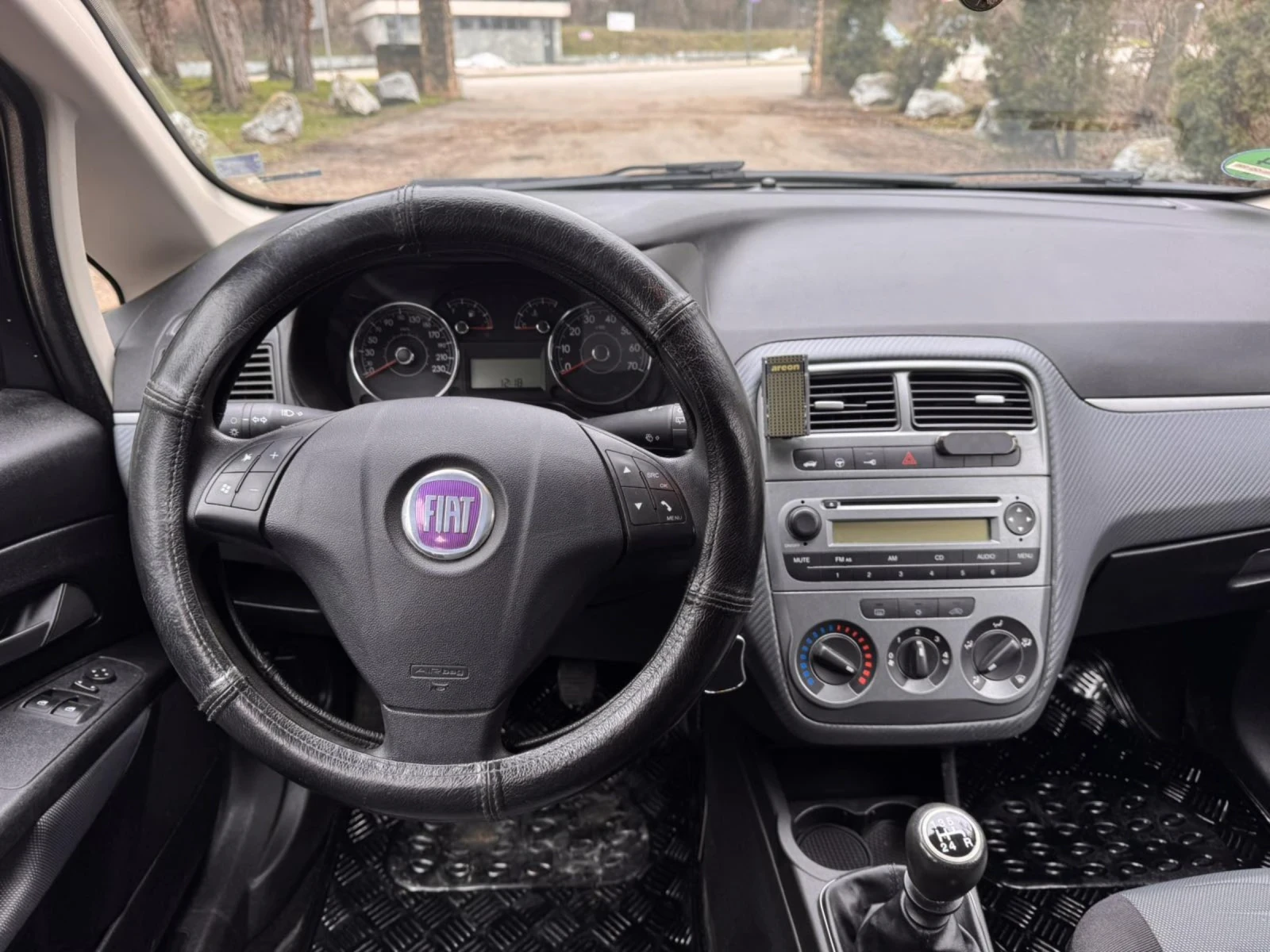 Fiat Punto, снимка 15 - Автомобили и джипове - 53760693