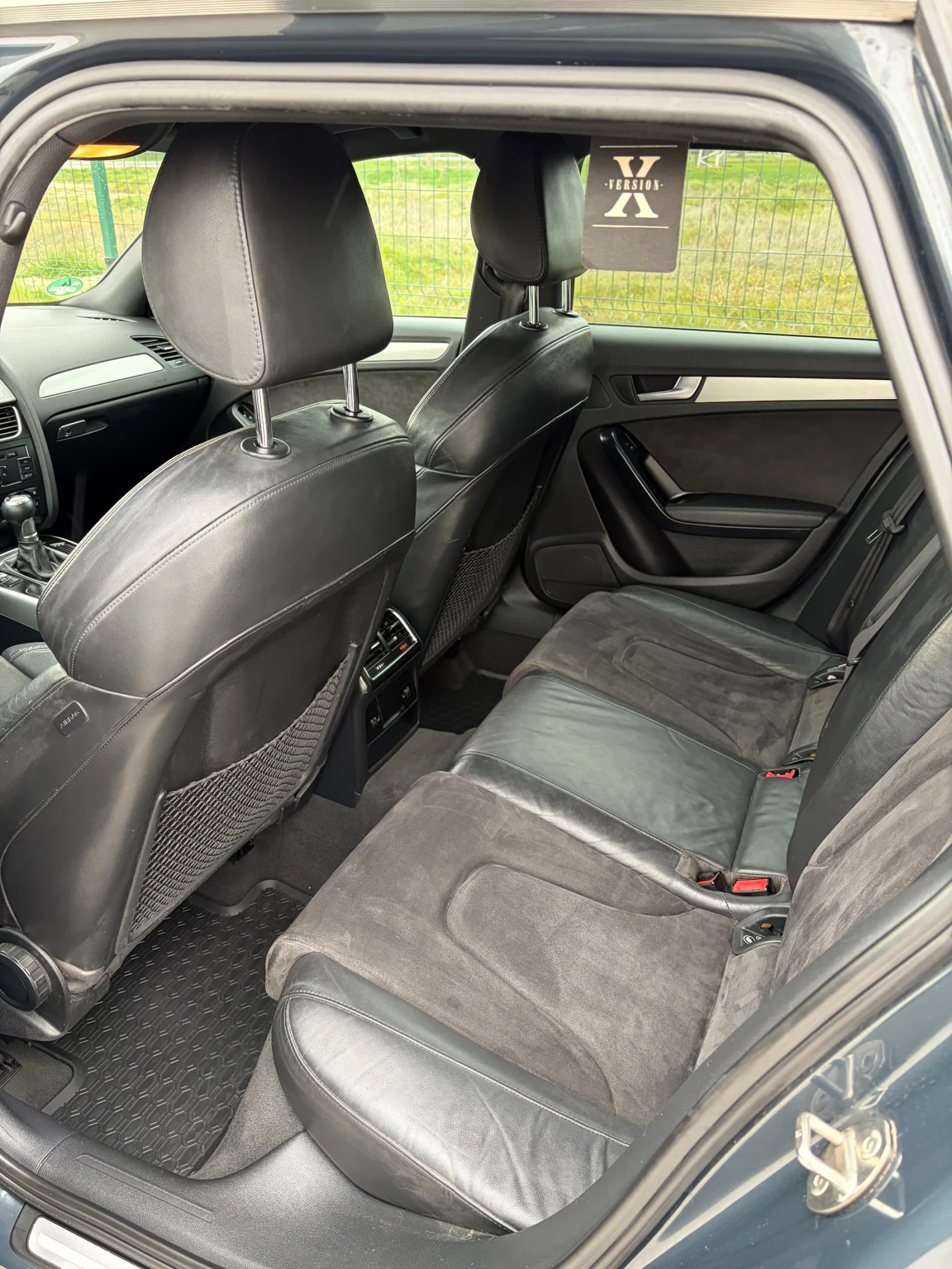 Audi A4 B8 2.0TDI 170hp LED+ BiXenon Alcantara, снимка 15 - Автомобили и джипове - 53938573