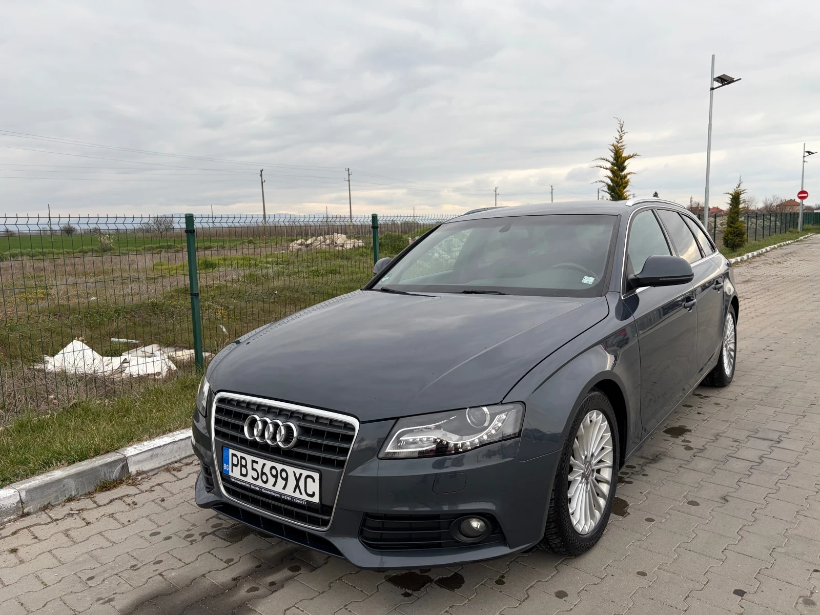 Audi A4 B8 2.0TDI 170hp LED+ BiXenon Alcantar