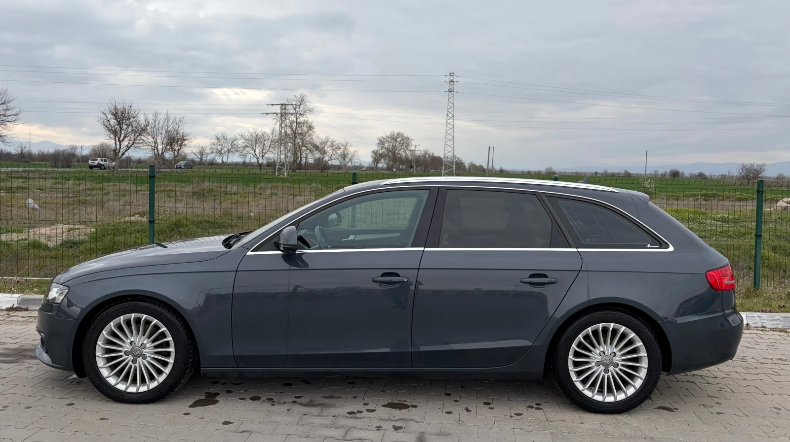 Audi A4 B8 2.0TDI 170hp LED+ BiXenon Alcantara, снимка 8 - Автомобили и джипове - 53938573