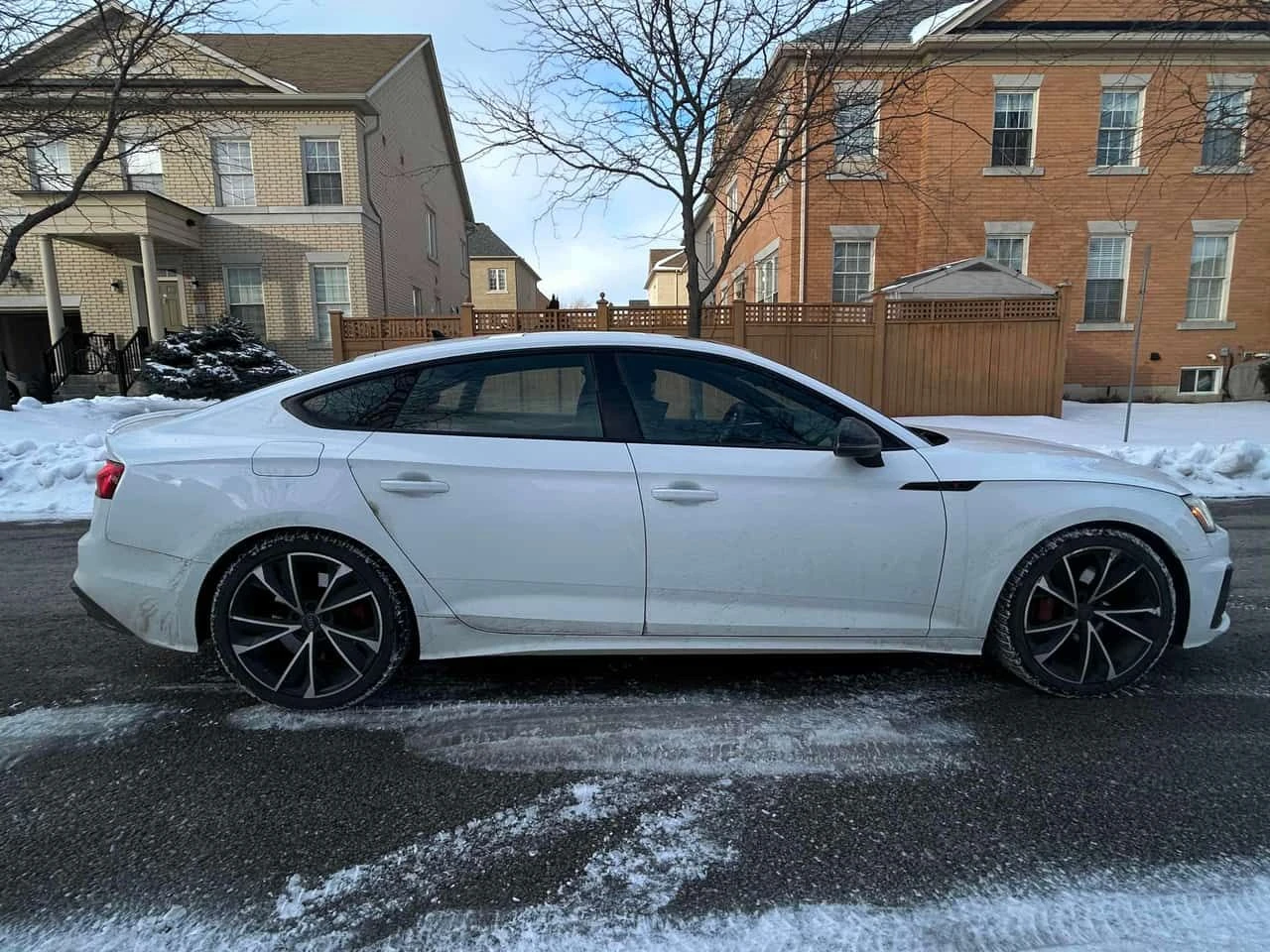 Audi S5 * Technik * 360 * BANG&OLUFSEN* CARBON* DIS, снимка 3 - Автомобили и джипове - 54184658