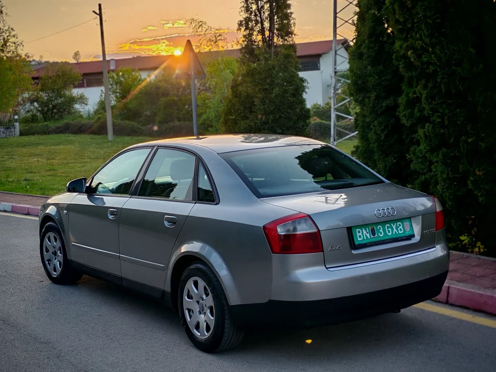 Audi A4 1.9TDI(101)* �����* �����������* ��� ����*  | Mobile.bg � ����������� 4