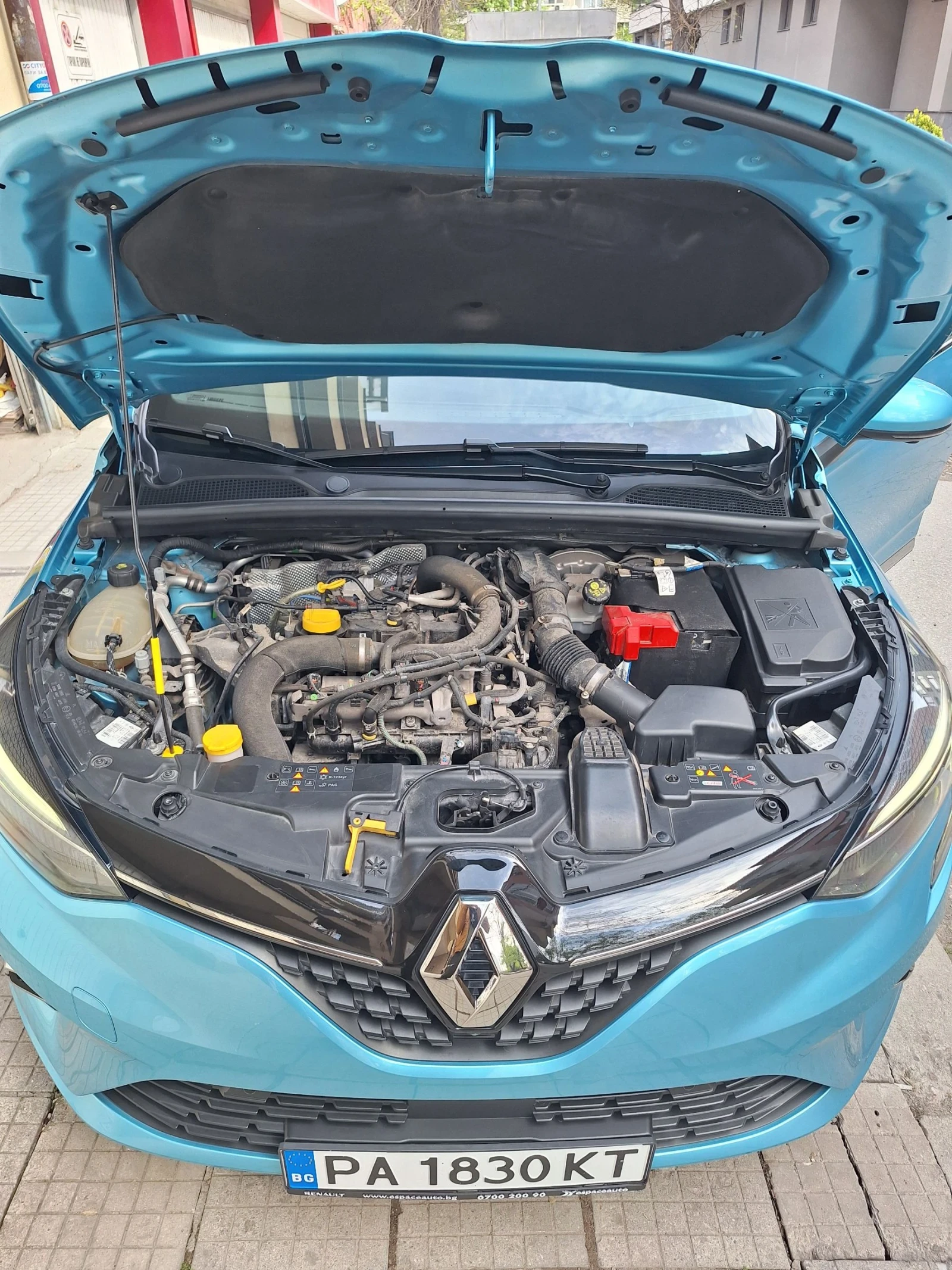 Renault Clio, снимка 17 - Автомобили и джипове - 54365124
