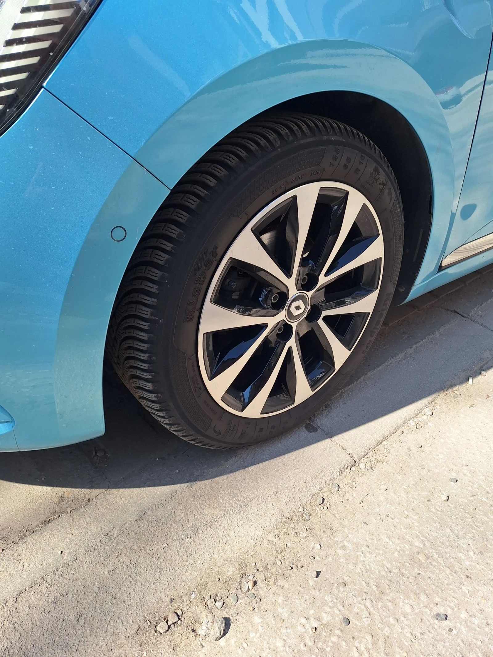 Renault Clio, снимка 5 - Автомобили и джипове - 54365124