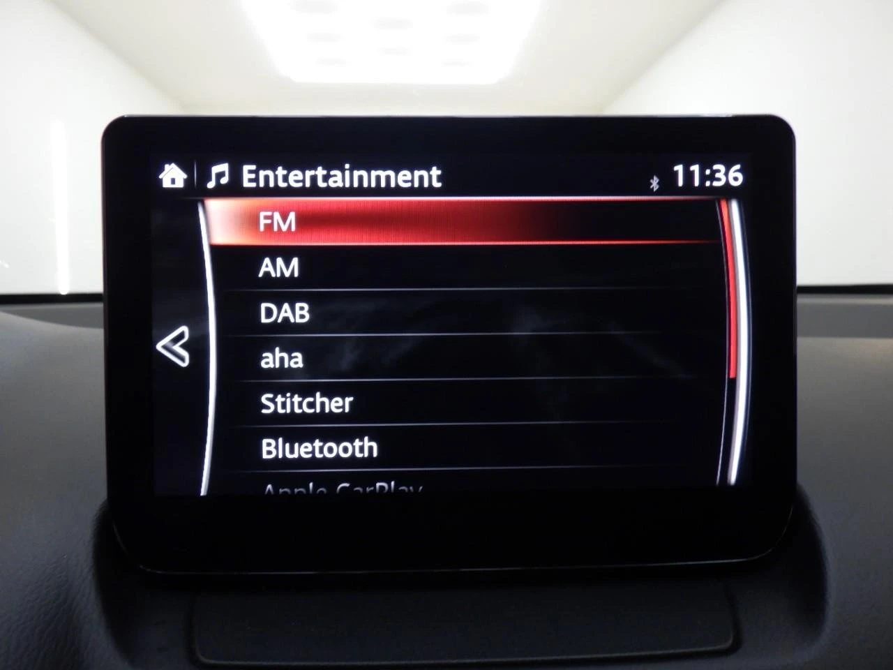 Mazda 2  SKYACTIV-G, снимка 9 - Автомобили и джипове - 54552347