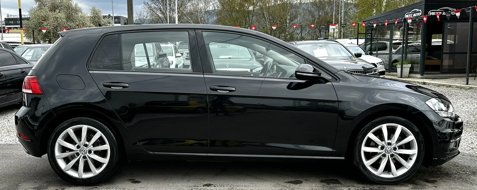 VW Golf 1.6TDI 116HP DSG HIGHLINE DIGITAL EU6D-TEMP, снимка 4 - Автомобили и джипове - 54646057