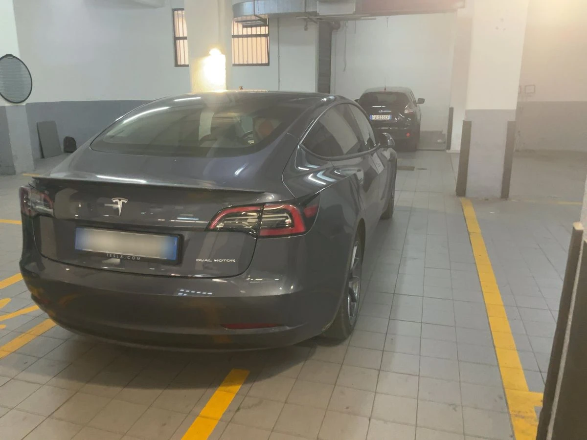 Tesla Model 3 LR Dual Motor, снимка 4 - Автомобили и джипове - 54647089